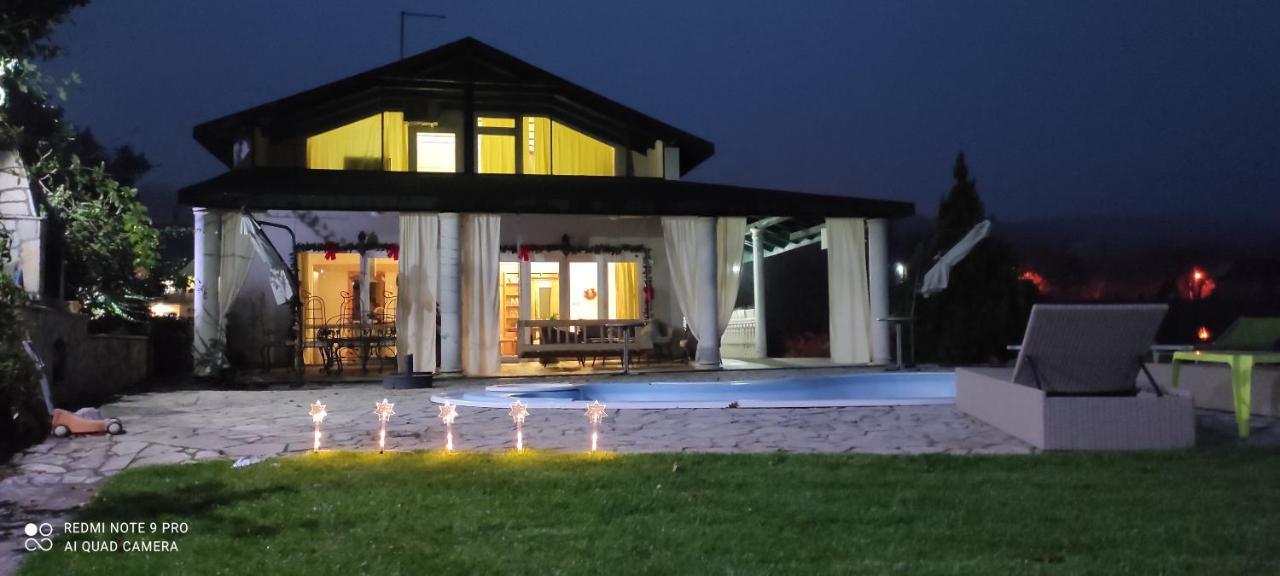 فيلا سميديريفوفي Vila Lily المظهر الخارجي الصورة